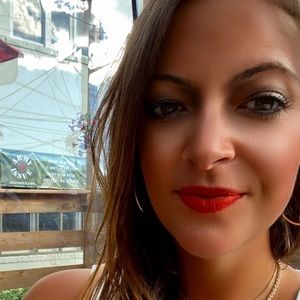 Meet your Posher, Kellie